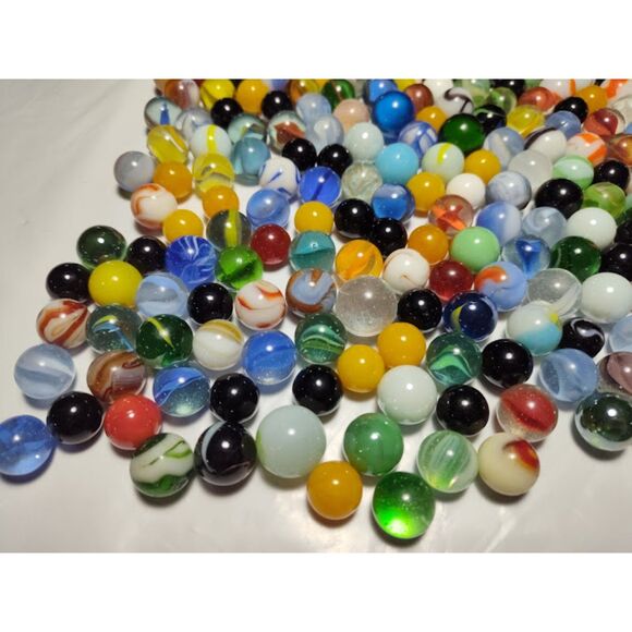 Lot of 224 Vintage Marbles Small Medium & Large Cat's Eye - Picture 16 of 16